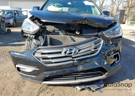 2017 Hyundai Santa Fe Sport 2.4L z USA, uszkodzony, nr VIN 5NMZUDLBXHH044891